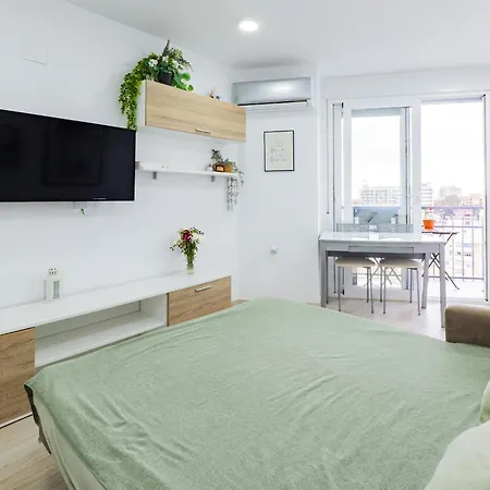 Cubo's Sea View First Line Maite Study Apartment *